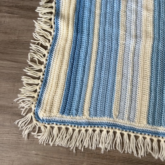 Handmade Vintage Crochet Nursery Crib Baby Blanket Blue Cream Striped Lines 80s - Picture 2 of 5